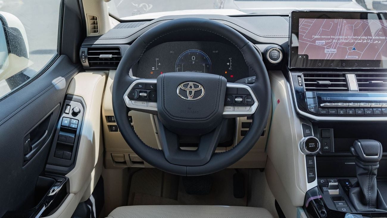 Toyota Land Cruiser 2026 Toyota Land Cruiser 300 GXR 4.0L AT Petrol 4WD (White-Beige)