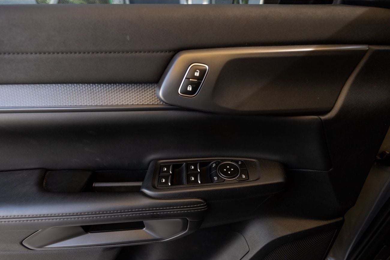Ford Ranger Raptor 3.0T (392 HP) V6 Ford Ranger Raptor 2023 GCC | | Agency Warranty | Service Contract