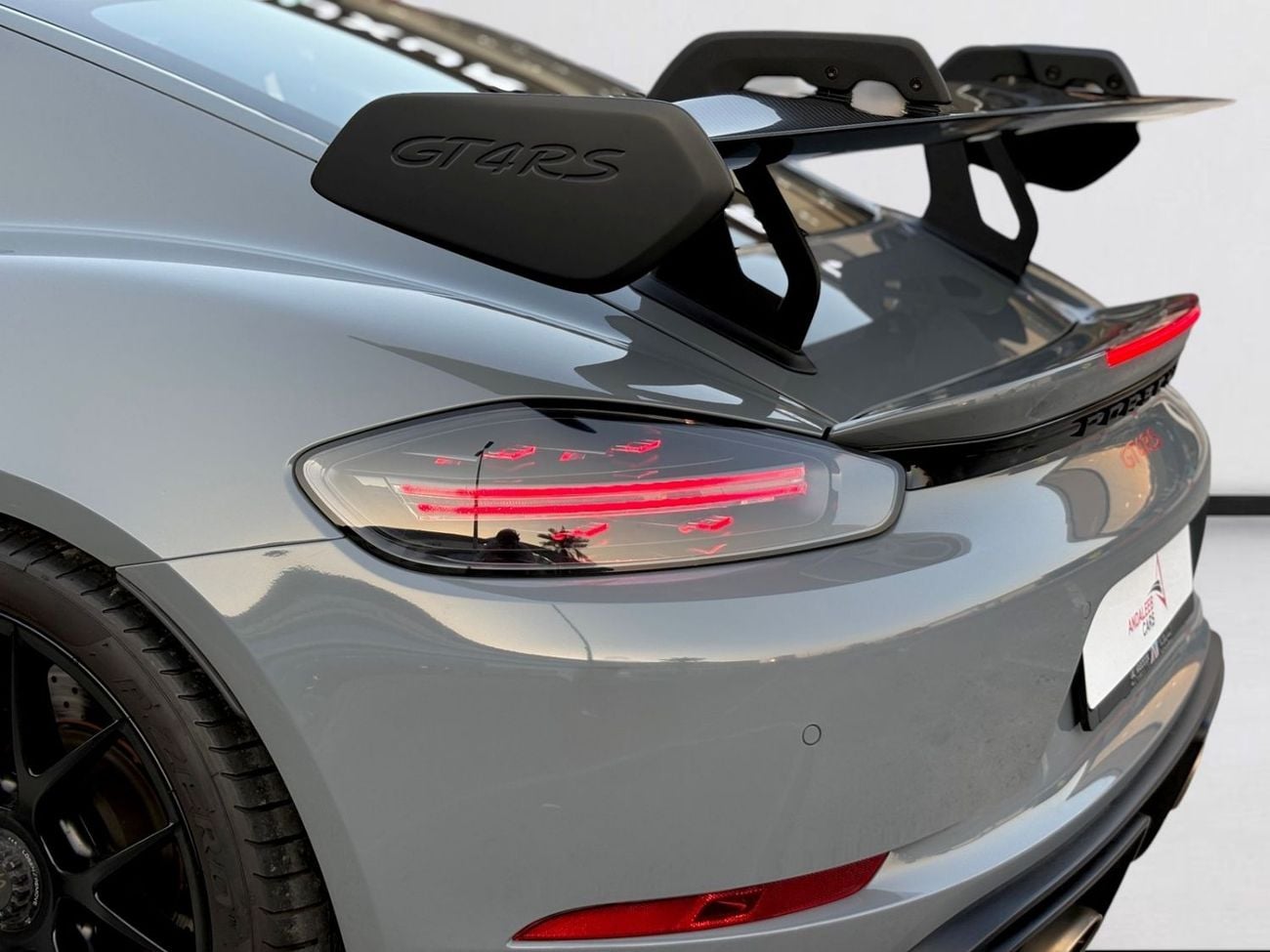 بورش كايمان 718 GT4 RS FULL AGENCY SERVICE & WARRANTY | WEISSACH | 0% DOWN | AED 10,400 P.M