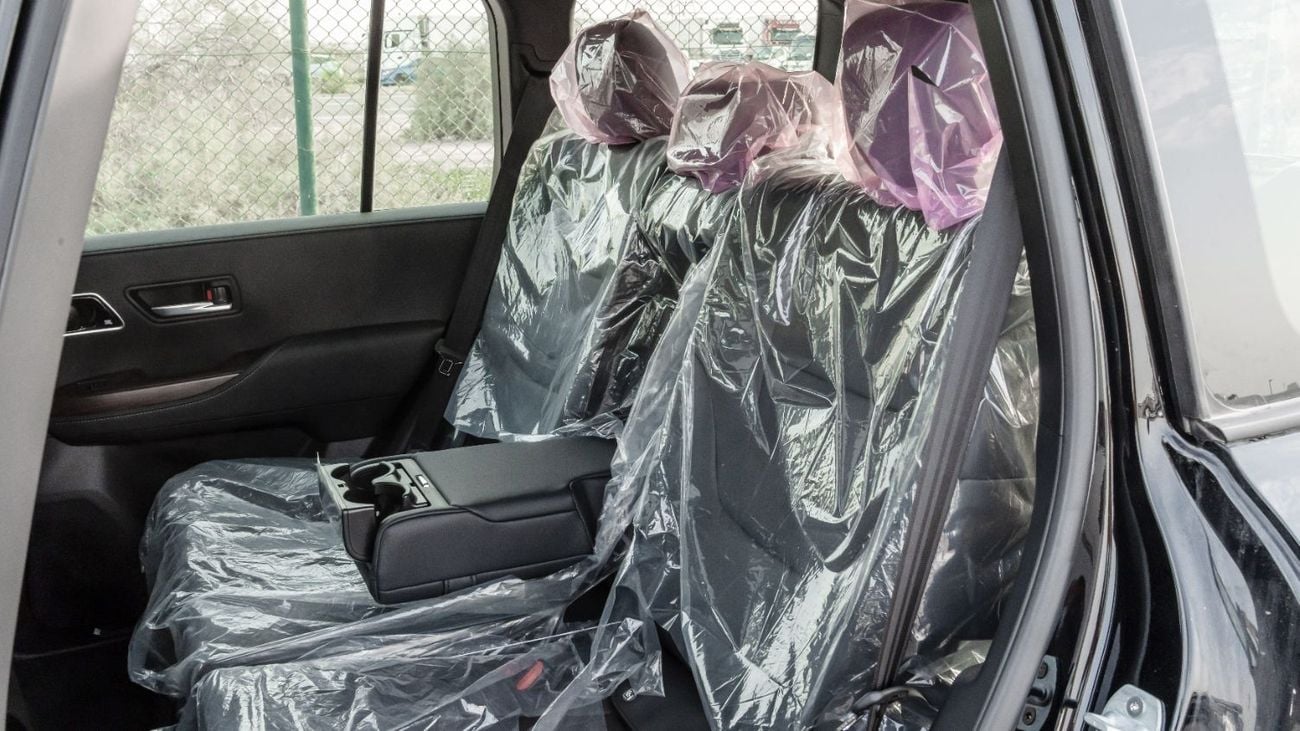 Toyota Land Cruiser 2026 Toyota Land Cruiser GXR 3.3L AT Diesel (Black-Black)