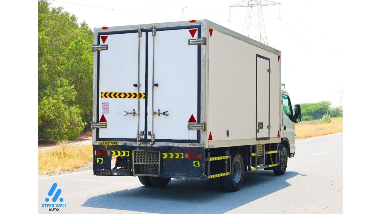 Mitsubishi Fuso Canter Freezer Box 4.2L RWD Thermoking T500 DSL MT- Excellent Condition - Book Now!
