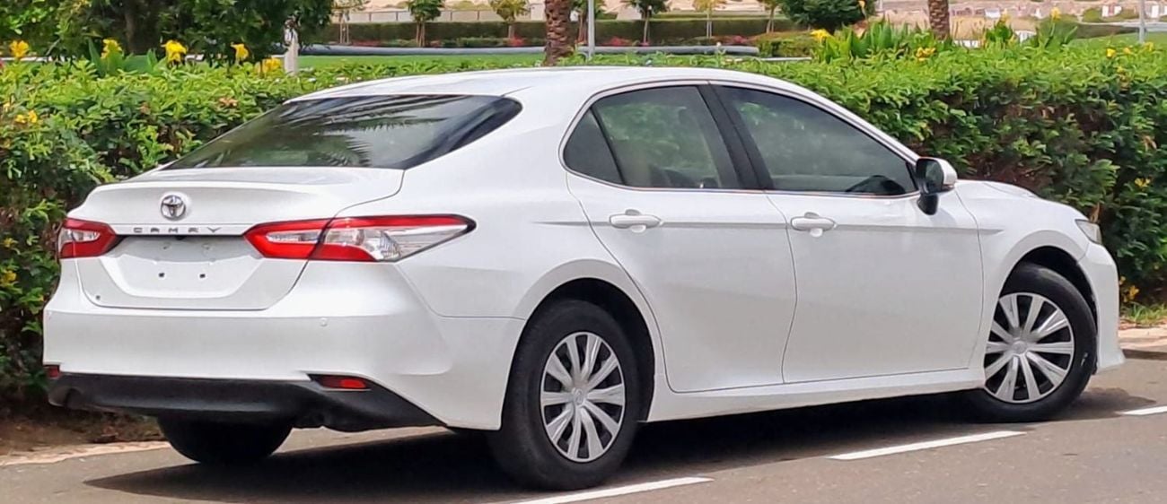 تويوتا كامري GLE 2.5L (204 HP)