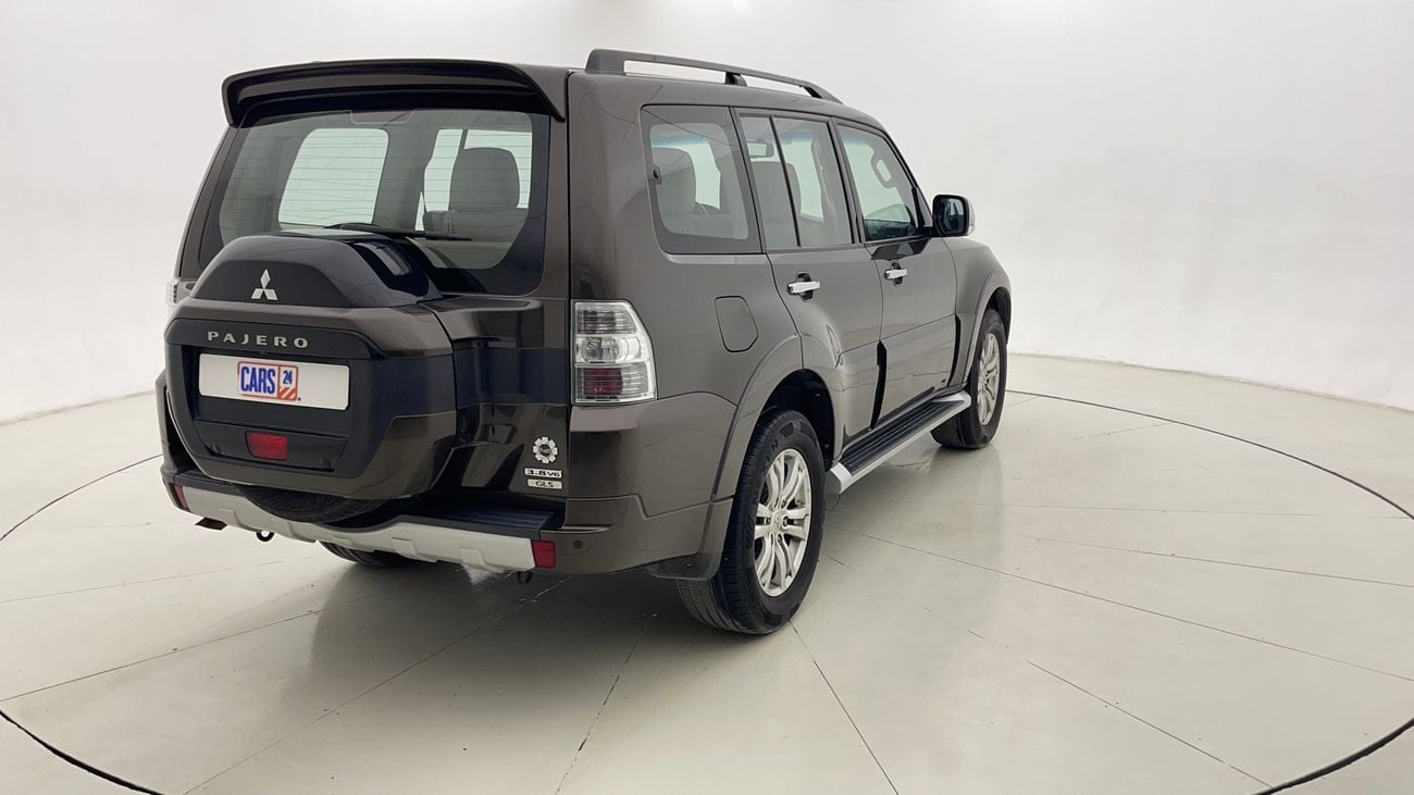 ميتسوبيشي باجيرو GLS HIGHLINE 3.8 | بدون دفعة مقدمة | اختبار القيادة في المنزل