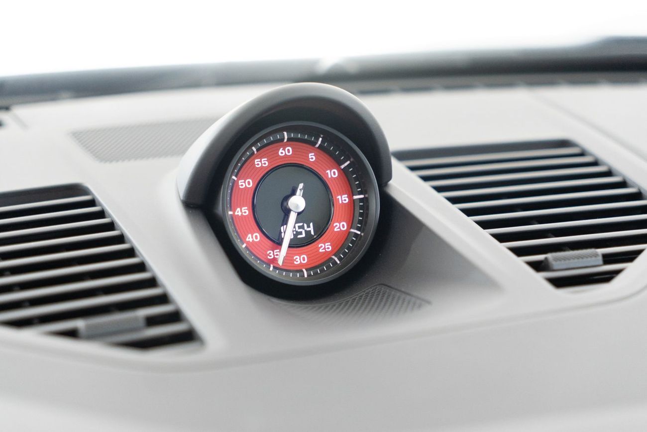 Porsche 911 Carrera 992.2 911 GTS T-Hybrid