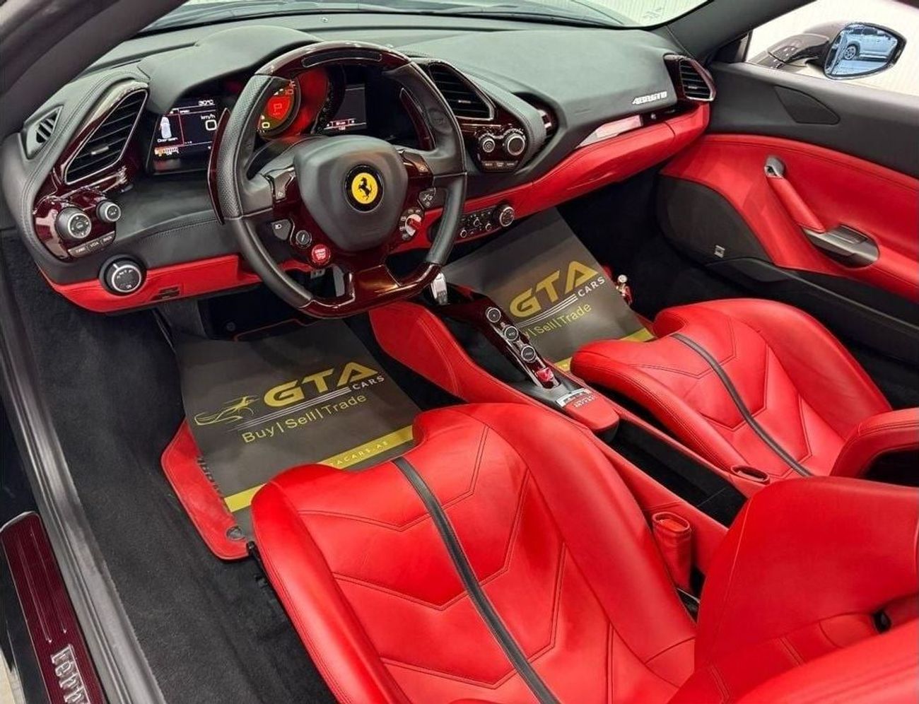 Ferrari 488 Std 3.9L 2019 Ferrari 488 GTB, 2025 Ferrari Warranty + Service Pack, Very Low Kms, GCC