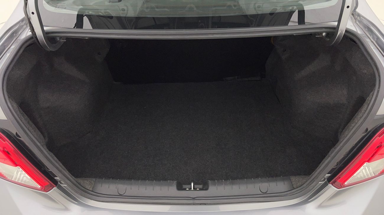 ميتسوبيشي اتراج GLX HIGHLINE 1.2 | بدون دفعة مقدمة | اختبار القيادة في المنزل