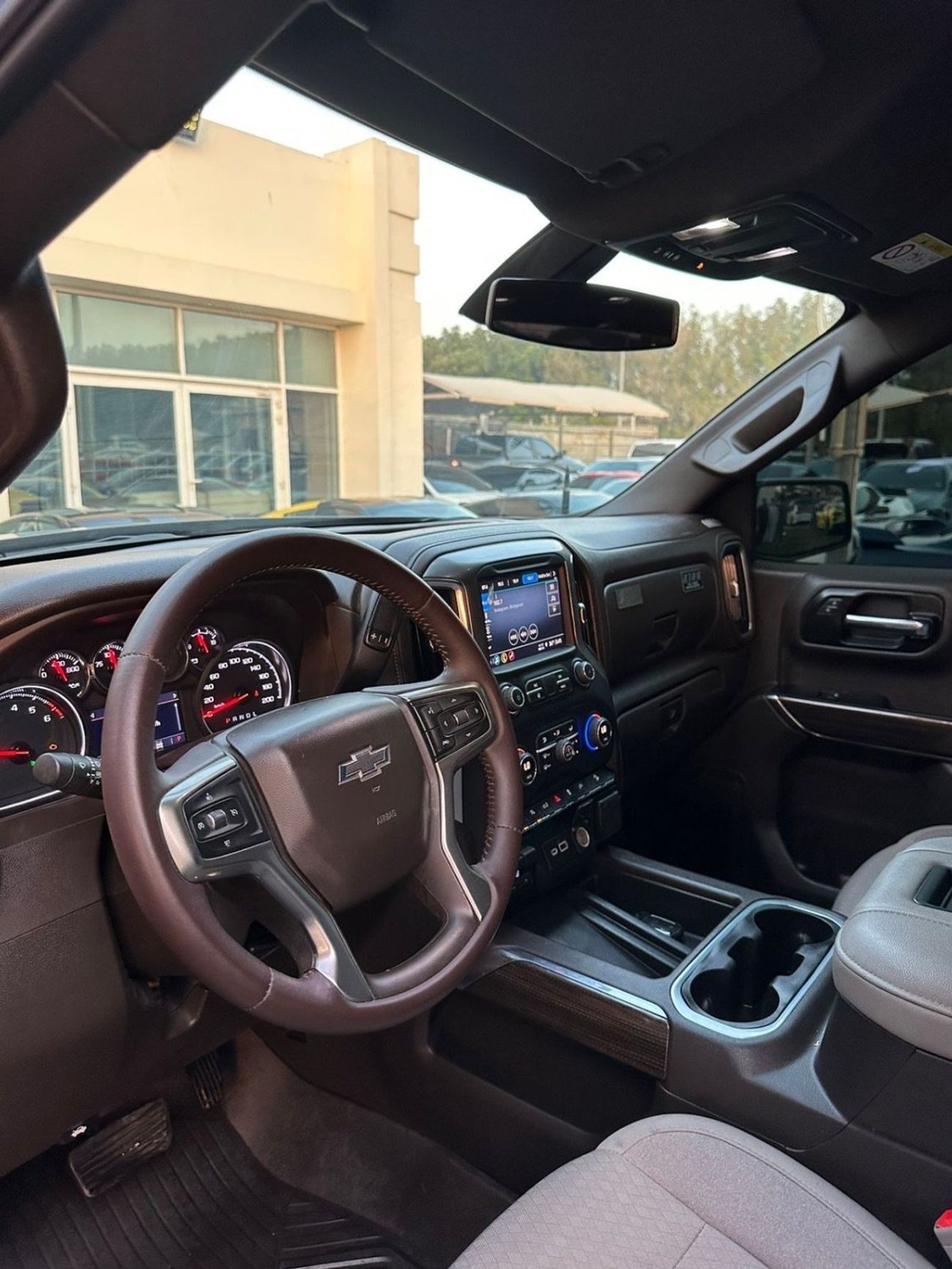 Chevrolet Silverado CHEVROLET SILVERADO Z71 GCC 2022 Perfect Condition  Full Option