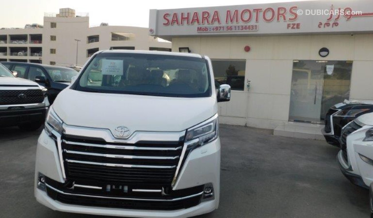 تويوتا جرافينا PREMIUM 2.8L DIESEL 6 SEAT AUTOMATIC