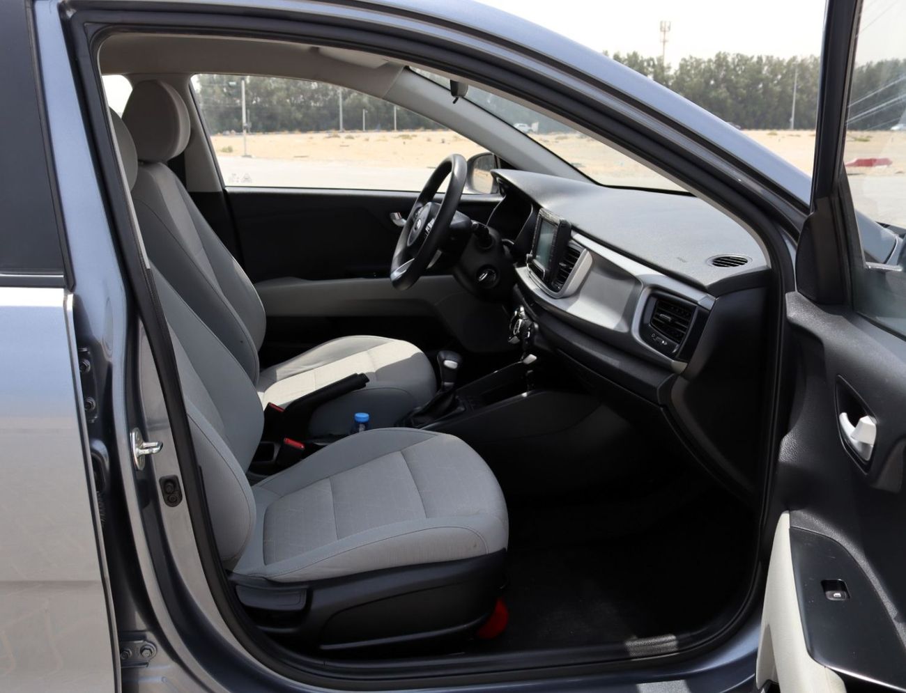 Kia Rio EX 1.4L (100 HP) Hatchback