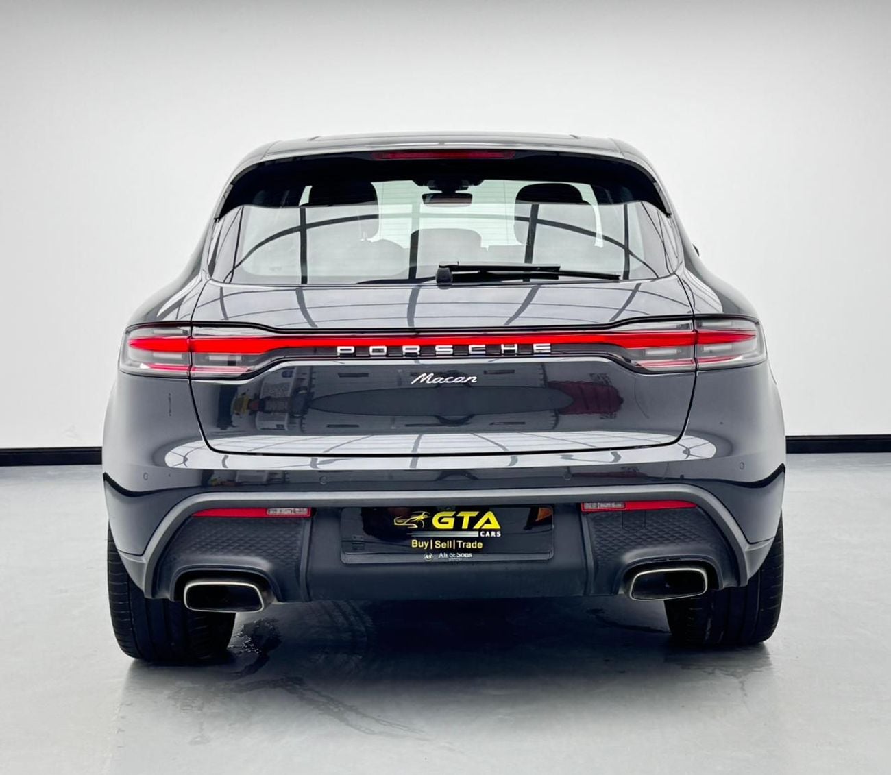Porsche Macan STD 2023 Porsche Macan, Porsche Service History, 1 Year warranty, Excellent Condition, GCC