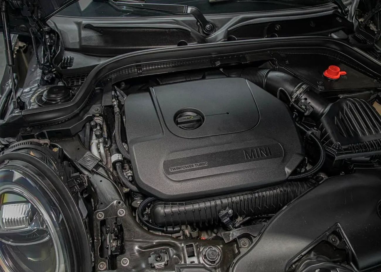 ميني كوبر S 2.0L (4 Seater)