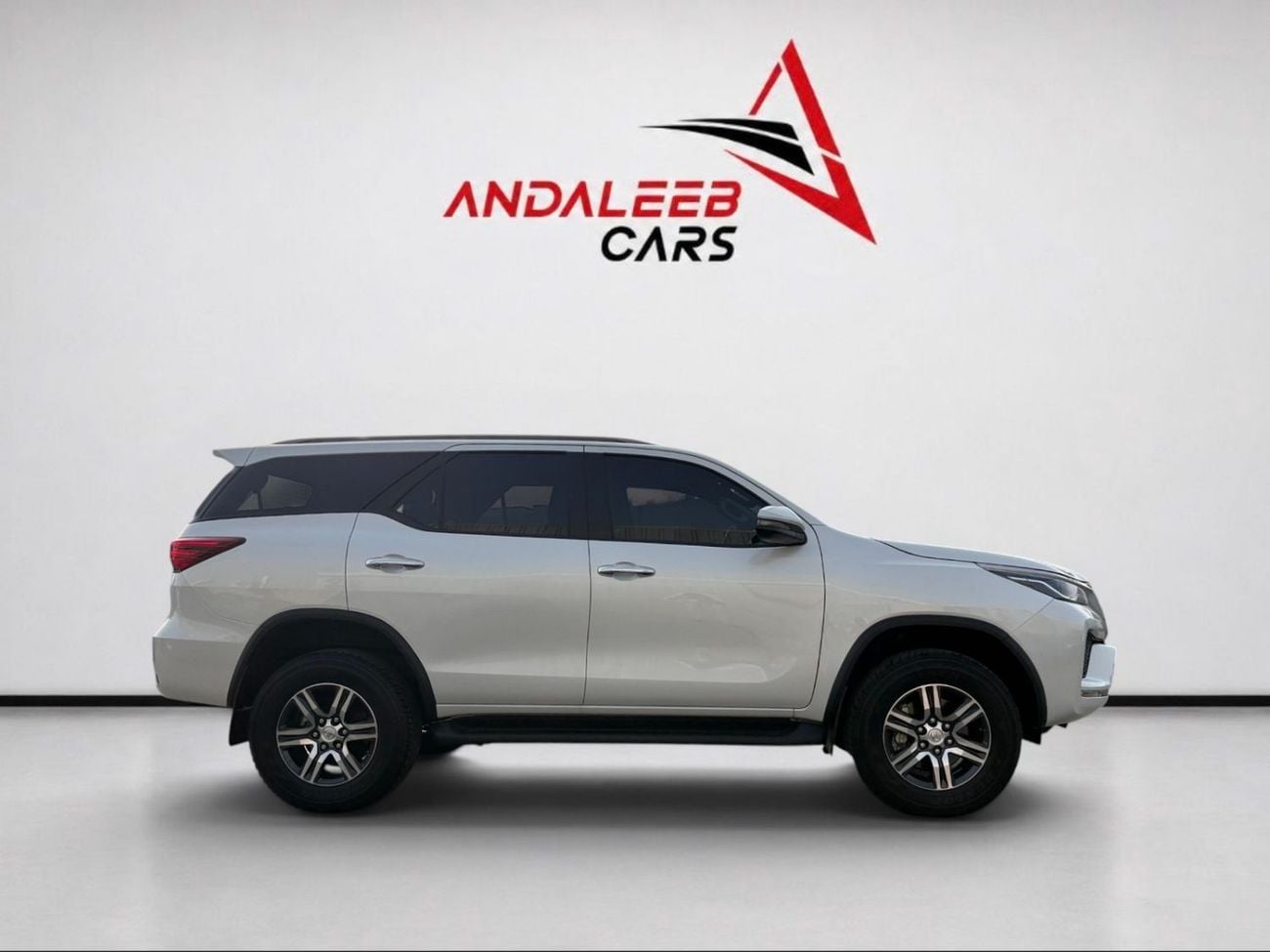 تويوتا فورتونر AED 1,840 P.M | 0% DOWN PAYMENT | TOYOTA FORTUNER EXR | WARRANTY & FULL SERVICE HISTORY | 2025 | GCC