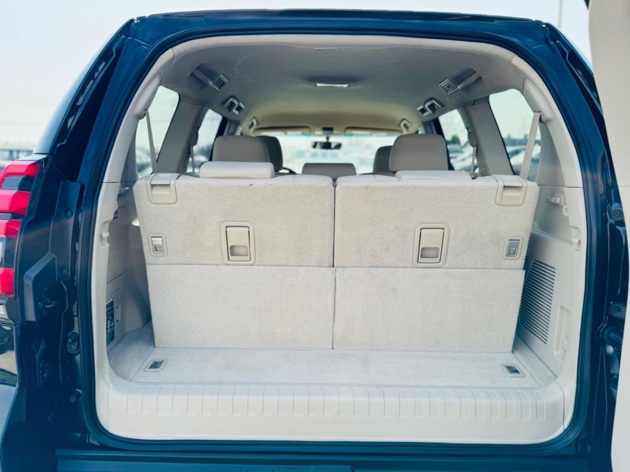 تويوتا برادو Toyota prado 2019 v4 full options