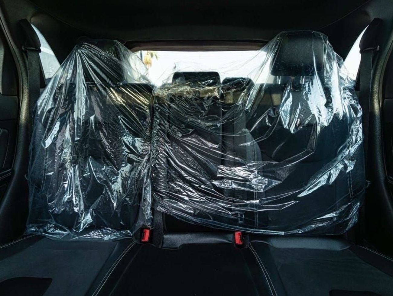 Ford Edge ST 2.7T V6 AED 2,359 PM • EDGE ST • ONLY 12,500 KM • 2.7L TURBO V6 • FORD WARRANTY + SERVICE CONTRACT T