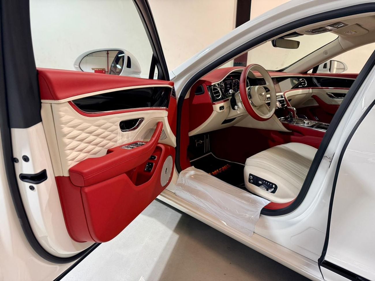 بنتلي فلاينج سبور 4.0T V8