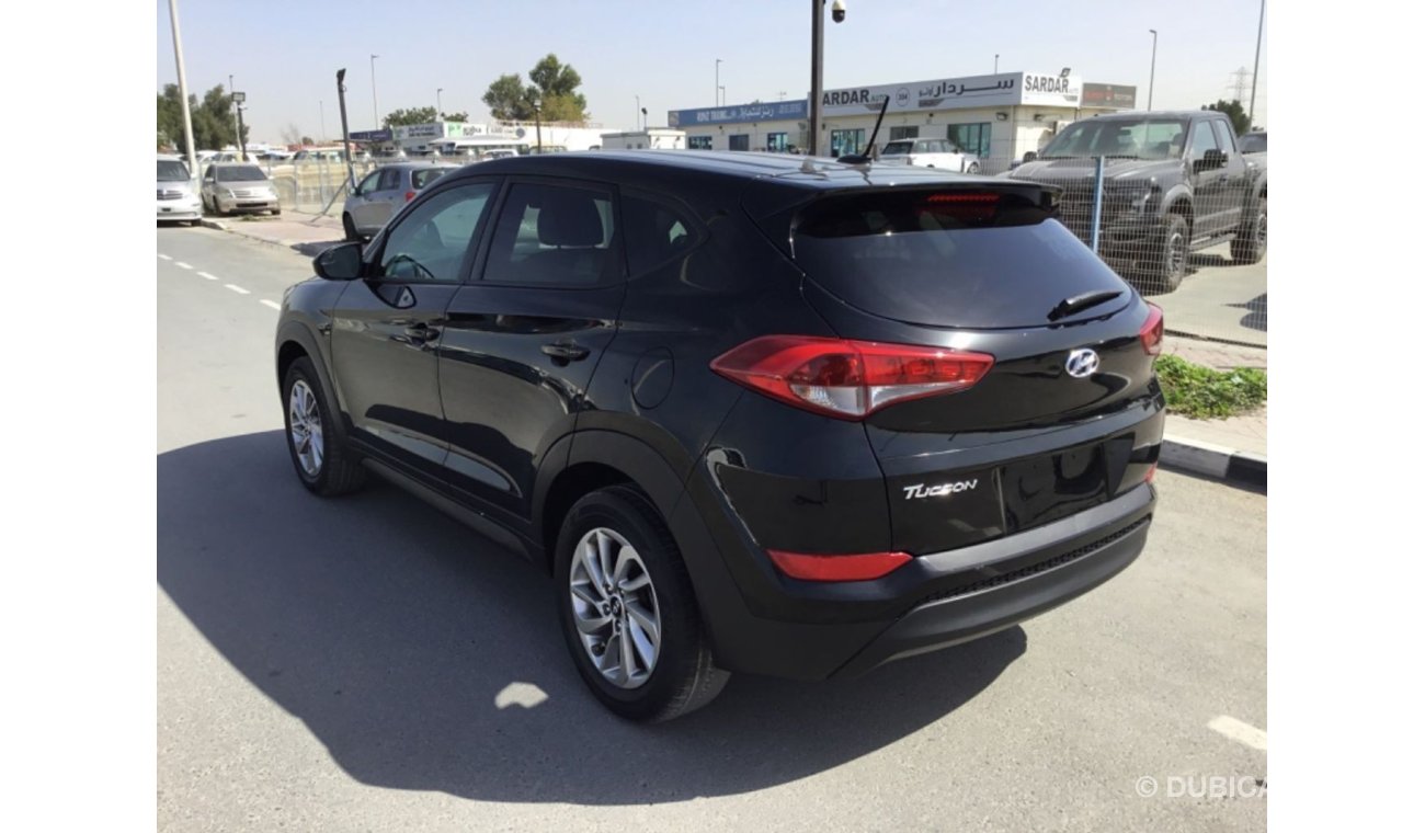 هيونداي توسون Hyundai TUCSON -2.0 - 4 cylinder Engine