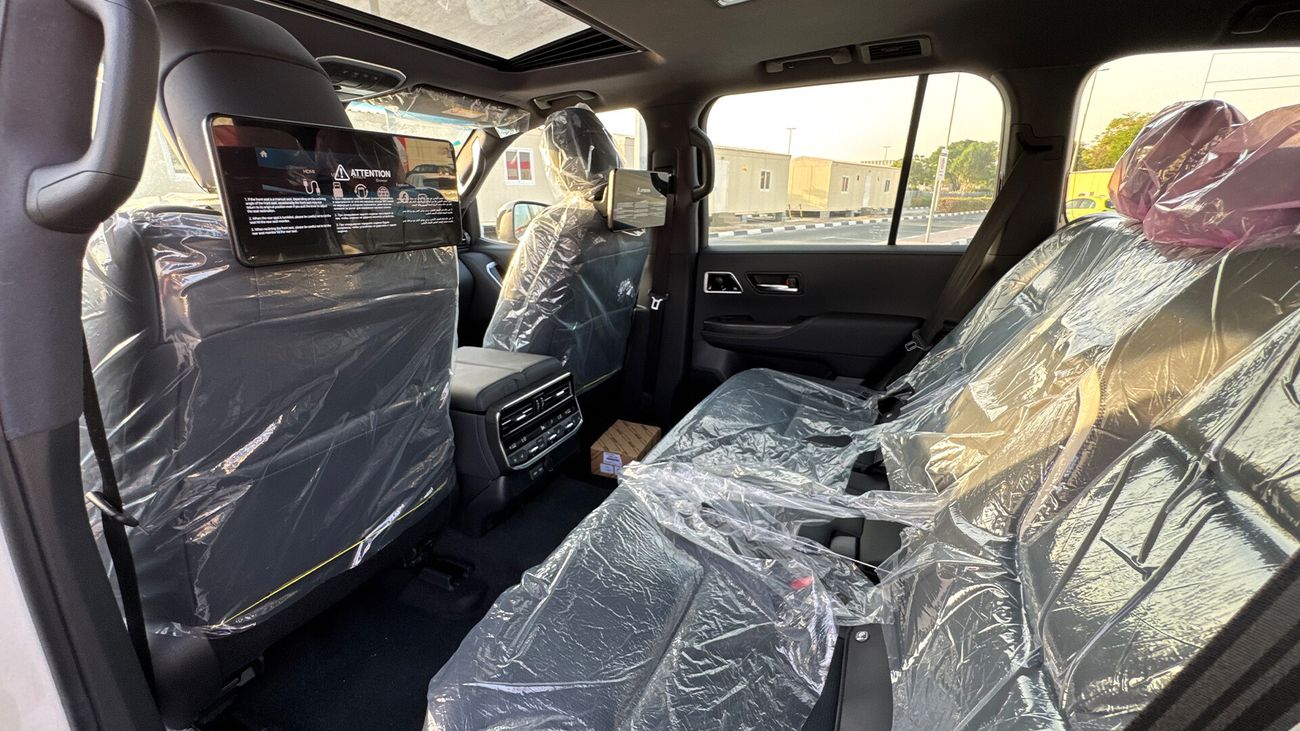 Toyota Land Cruiser 300 GR SPORT 3.3L DIESEL A/T Floor 5-SEATERS EUROPEAN BRAND NEW 2023 0KM