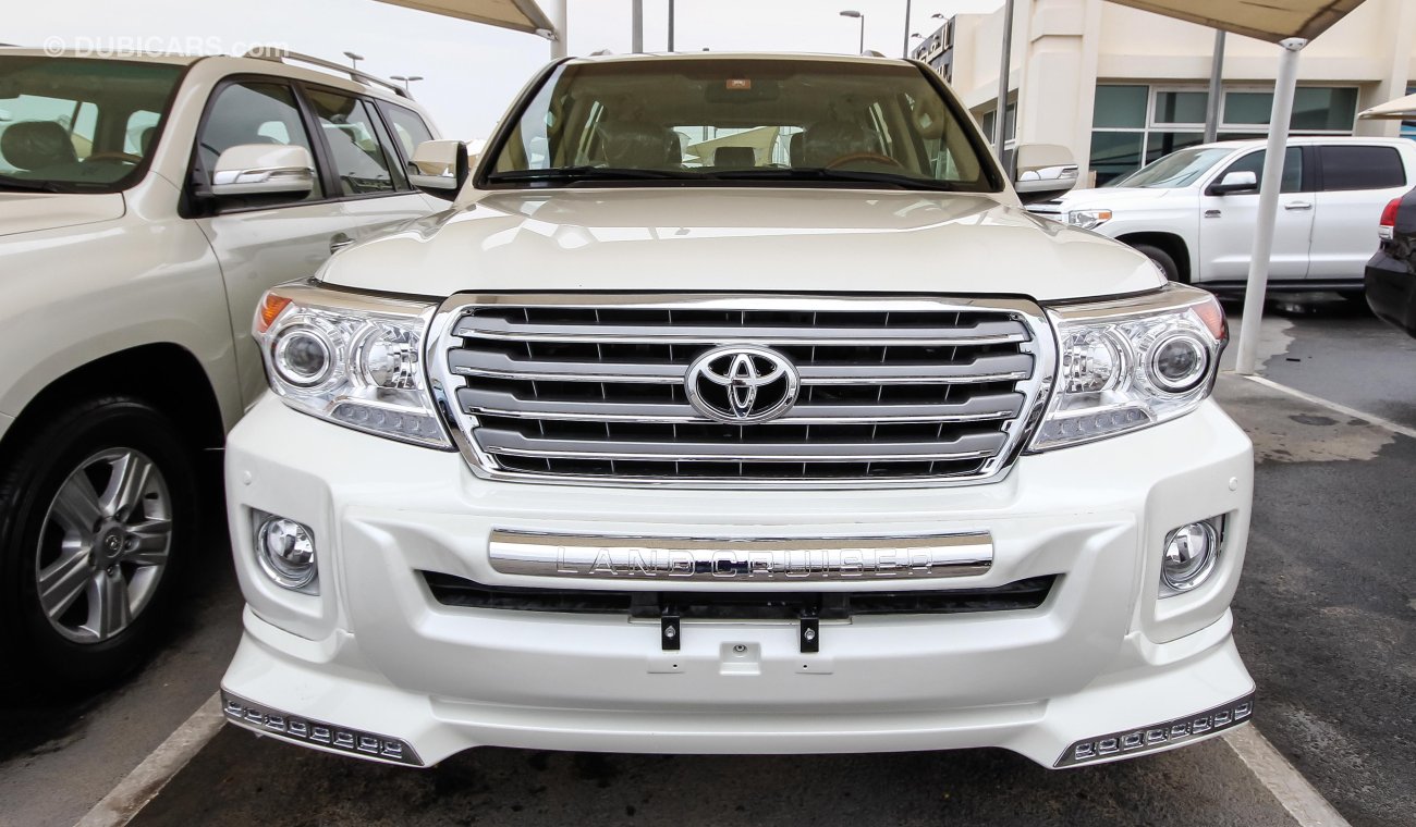 Toyota Land Cruiser GXR V6