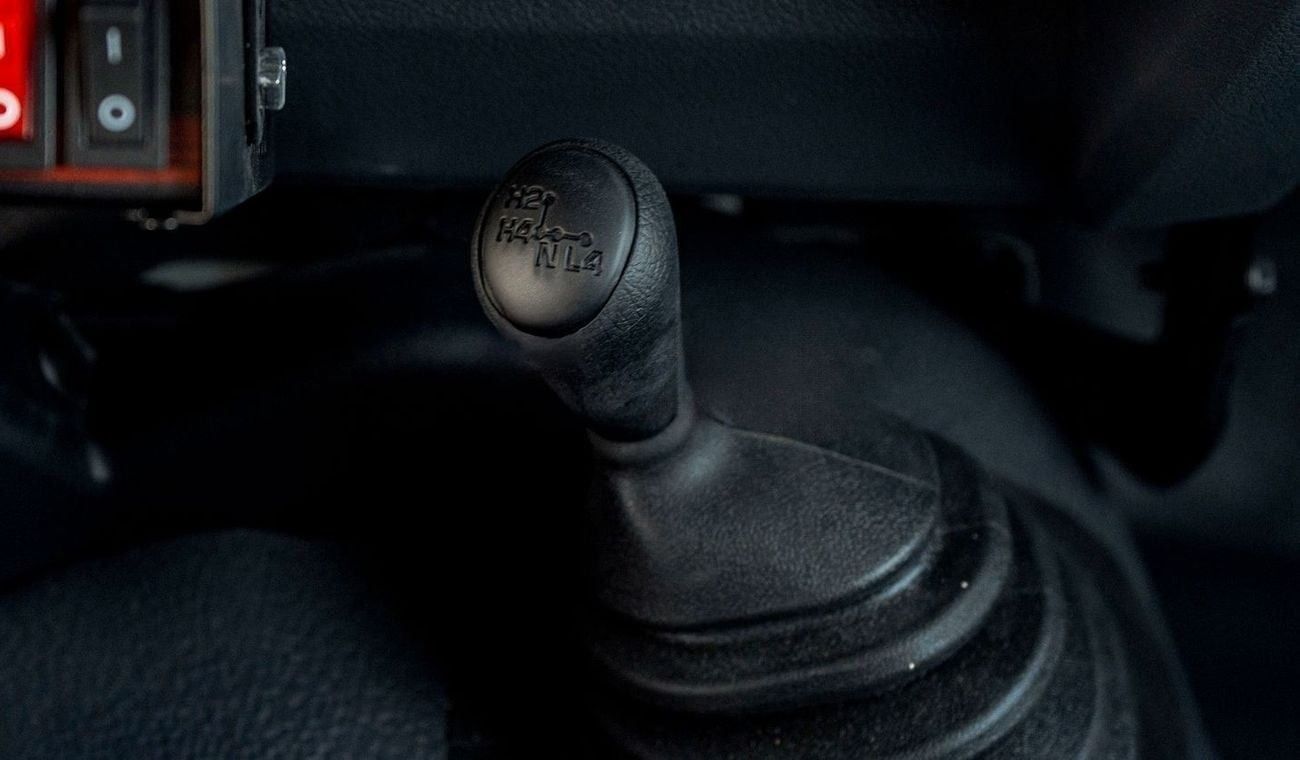 Toyota Land Cruiser 70 TOYOTA LAND CRUISER LC78 4.2L AMBULANCE