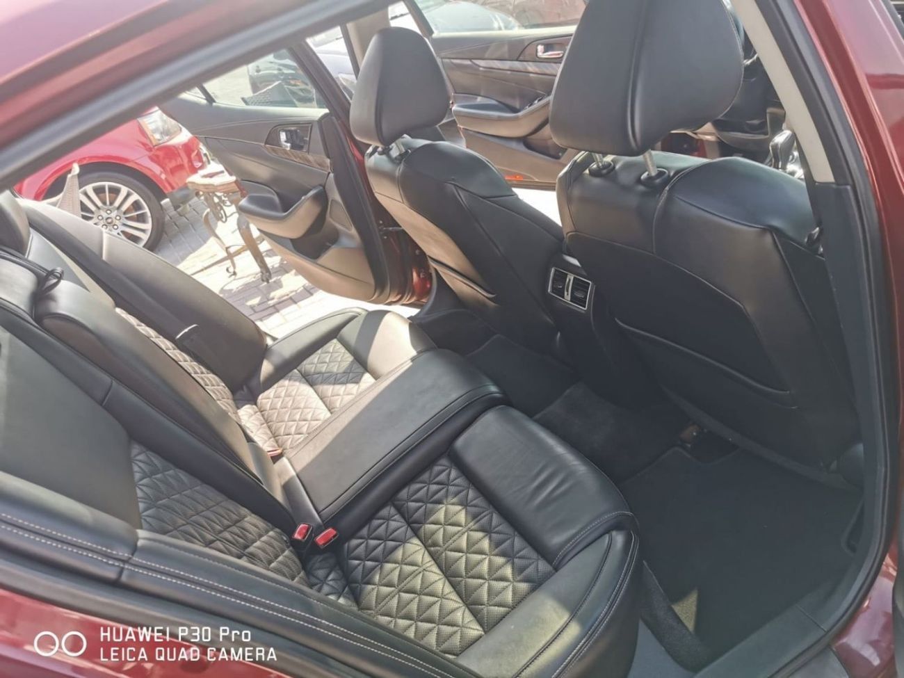 Nissan Maxima SR 3.5L R 3.5L in excellent condition and requires no expenses