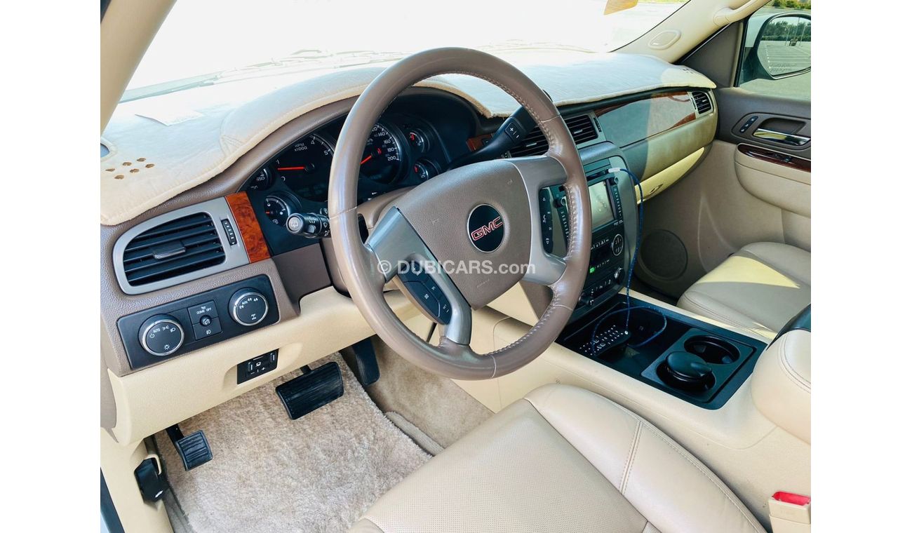 جي أم سي يوكون SLT جي أم سي يوكن 2012 خليجي بحاله ممتازه