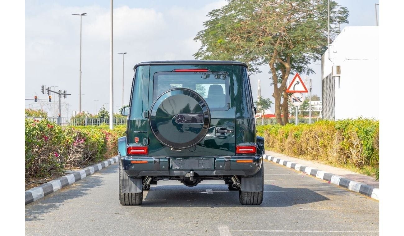 Mercedes-Benz G 63 AMG Mercedes G63 AMG - Special Color Emerald Green - Carbon Fiber - Rear Entertainment System - 2024