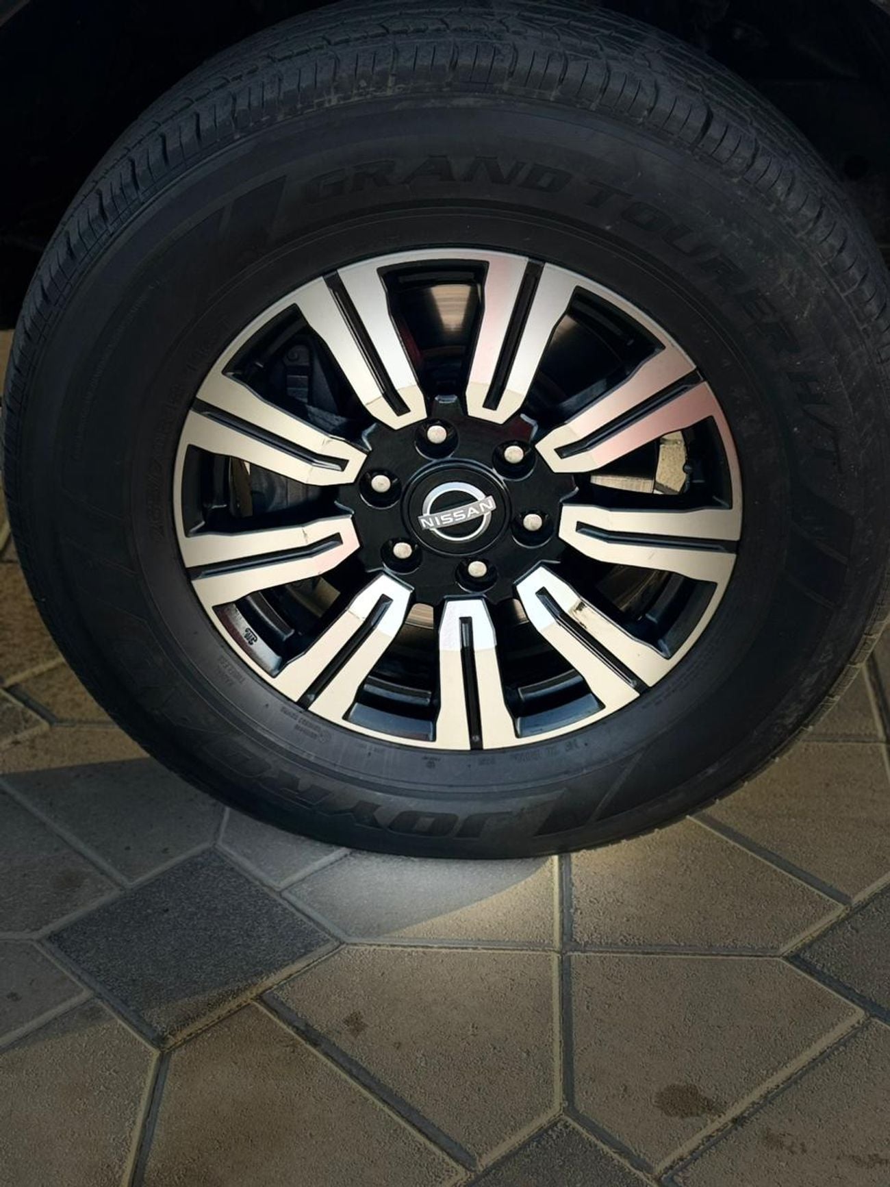 نيسان باترول LE T1