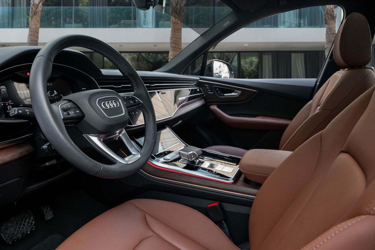 Audi Q7 S-Line | 5,483 P.M  | 0% Downpayment | Agency Warranty!