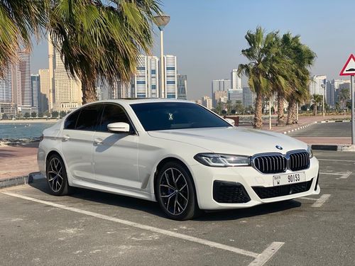 بي أم دبليو 530i