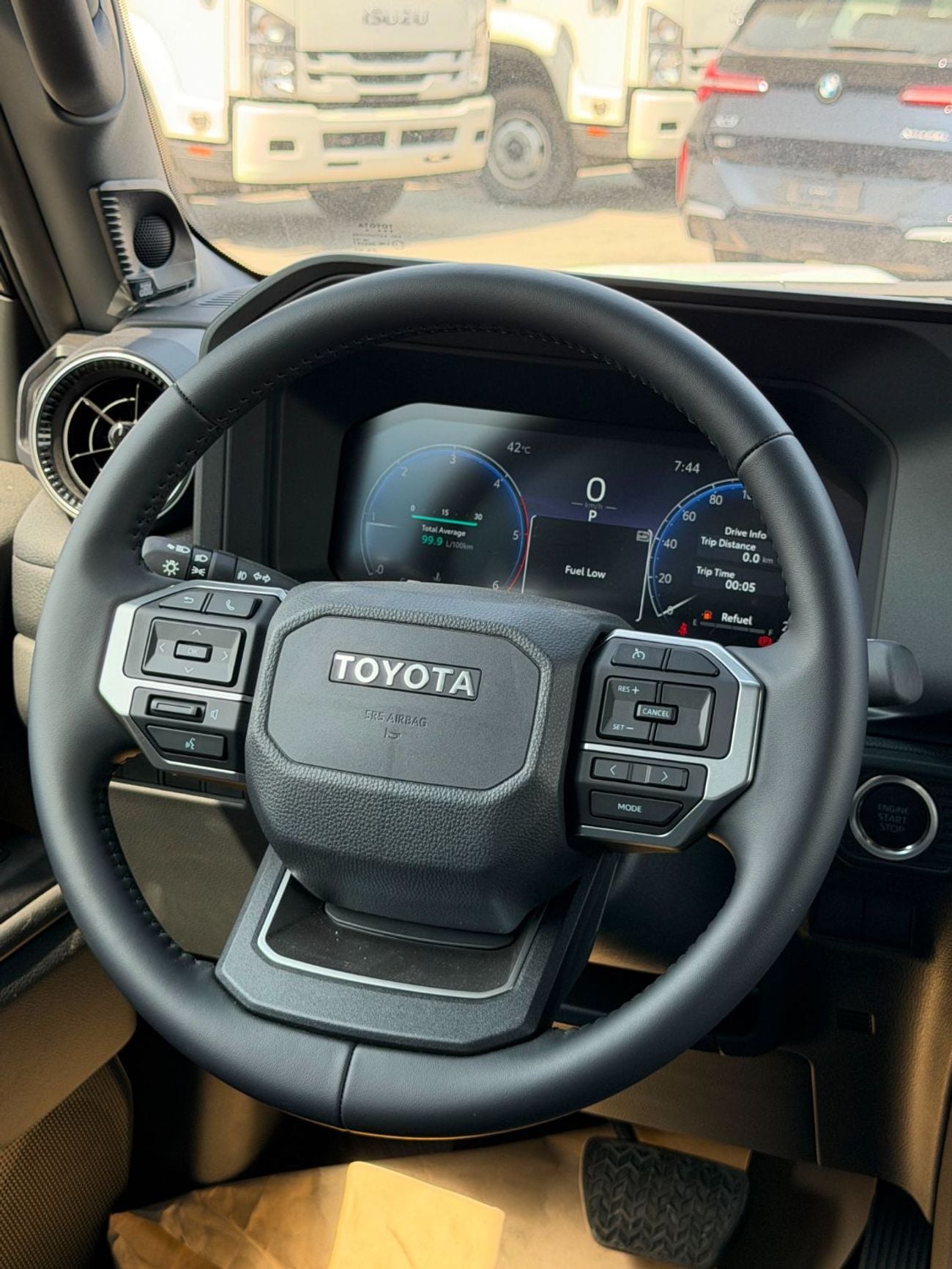 Toyota Prado VXR Diesel 7 Seater full option(Export to west africa only)