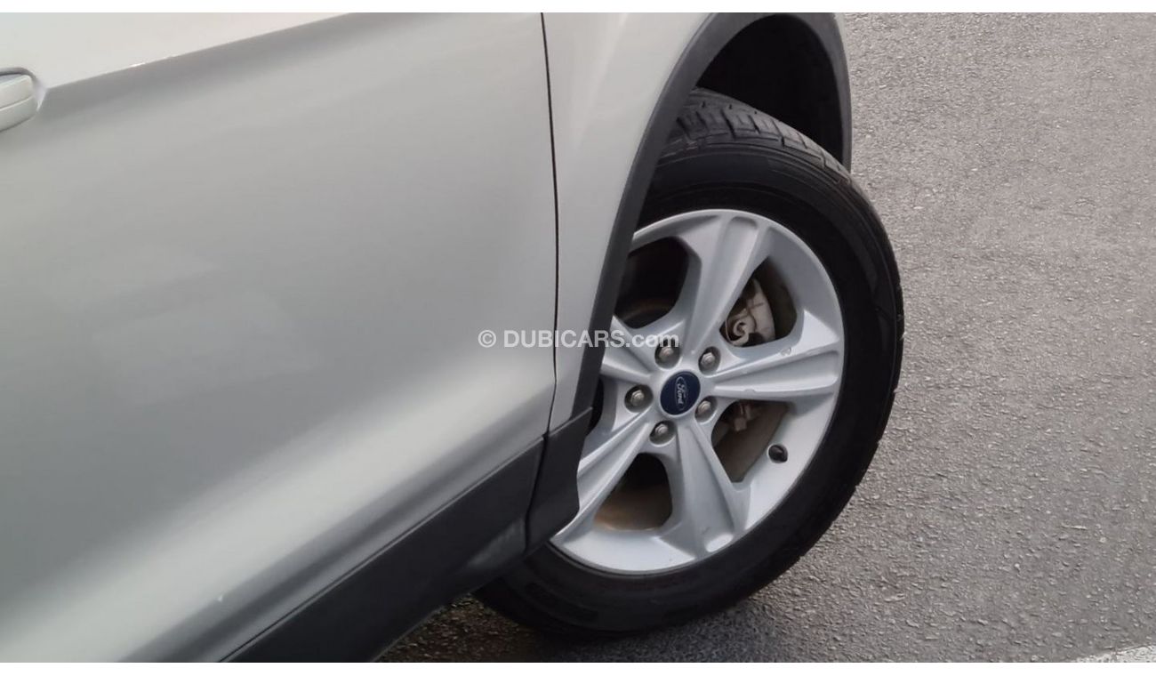 Ford Escape Ford Escape SE Ecoboost 2016 GCC Perfect Condition