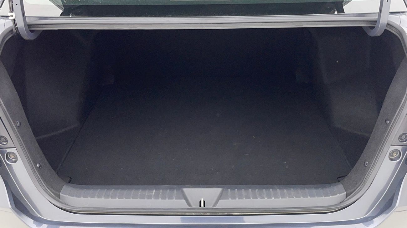 تويوتا يارس G 1.5 | بدون دفعة مقدمة | اختبار القيادة في المنزل