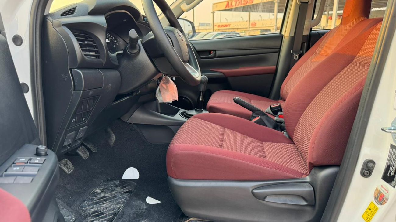 Toyota Hilux GL 2 2.4L AWD