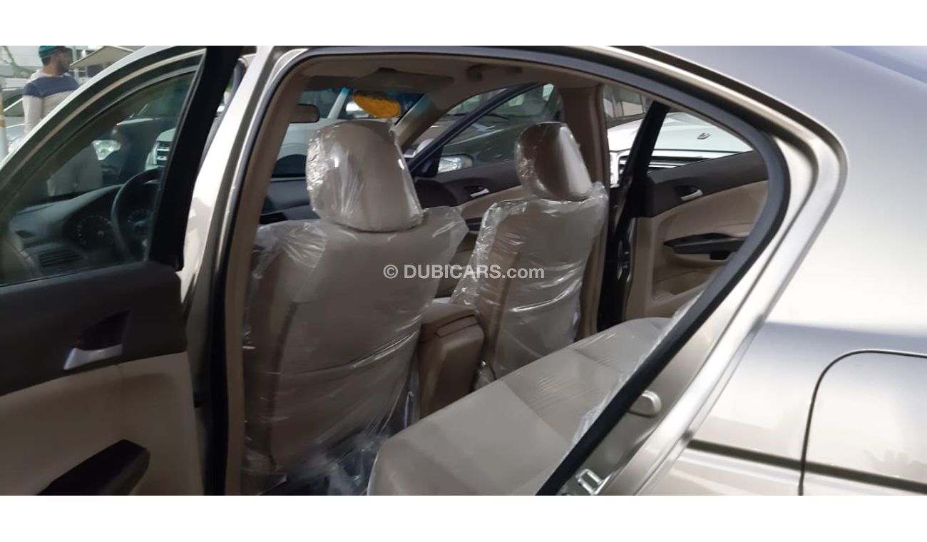Honda Accord Gulf - accident-free - in excellent condition, you do not need any expenses