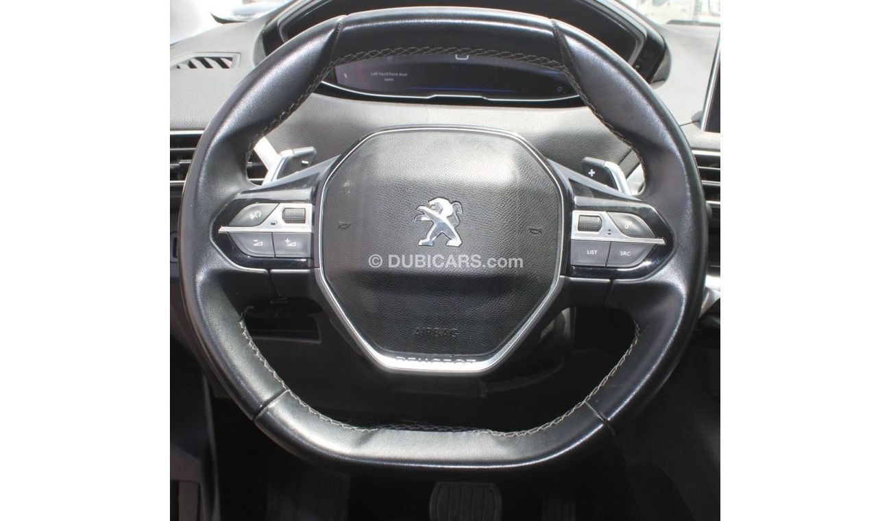 Peugeot 3008 PEUGEOT 3008 WHITE GCC EXCELLENT CONDITION  WITHOUT ACCIDENT