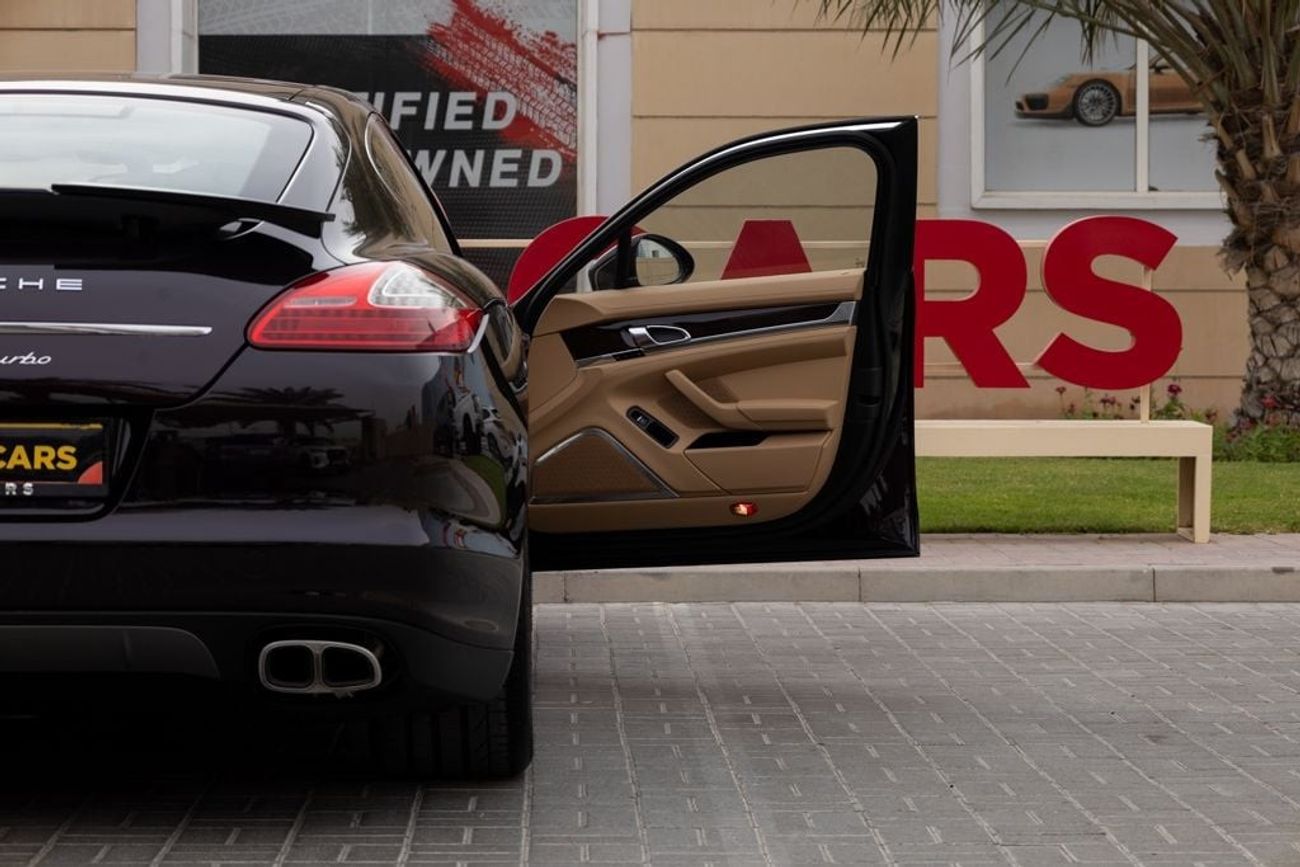 بورش باناميرا Porsche Panamera Turbo (LOWEST MILEAGE) 2010 GCC.