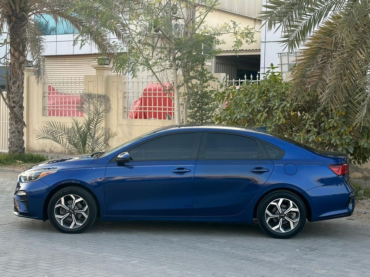 Kia Forte Kia FORTE ,Fe model : 2019 Price : 28,000 dirhams Mileage: 74,000 miles Imported from America,   ver