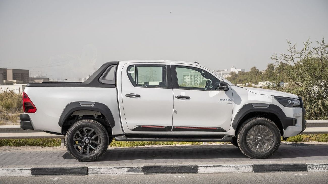 تويوتا هيلوكس TOYOTA HILUX ADVENTURE 4.0 AT 4X4 -2026YM