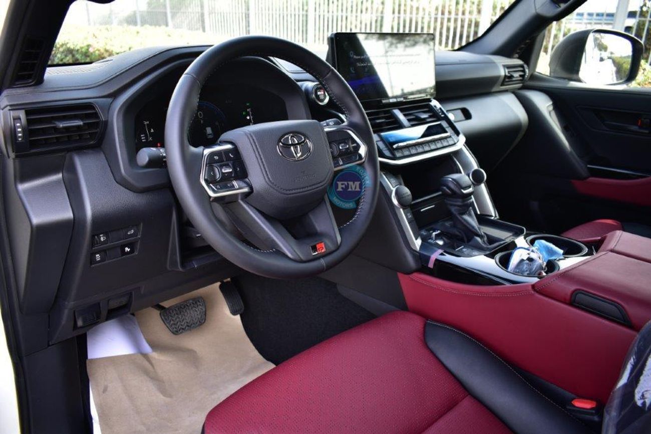 تويوتا لاند كروزر 300 GR Sport V6 4.0L Petrol Automatic