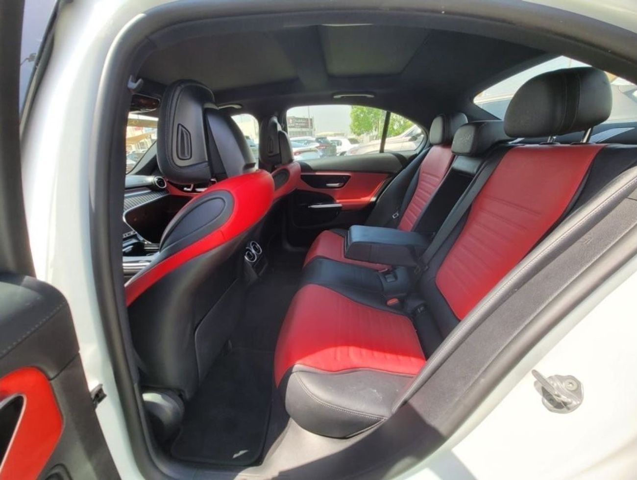 مرسيدس بنز C 300 2022 Mercedes-Benz C 300 Std (W205), 4dr Sedan, 2L 4cyl Petrol, Automatic, Rear Wheel Drive