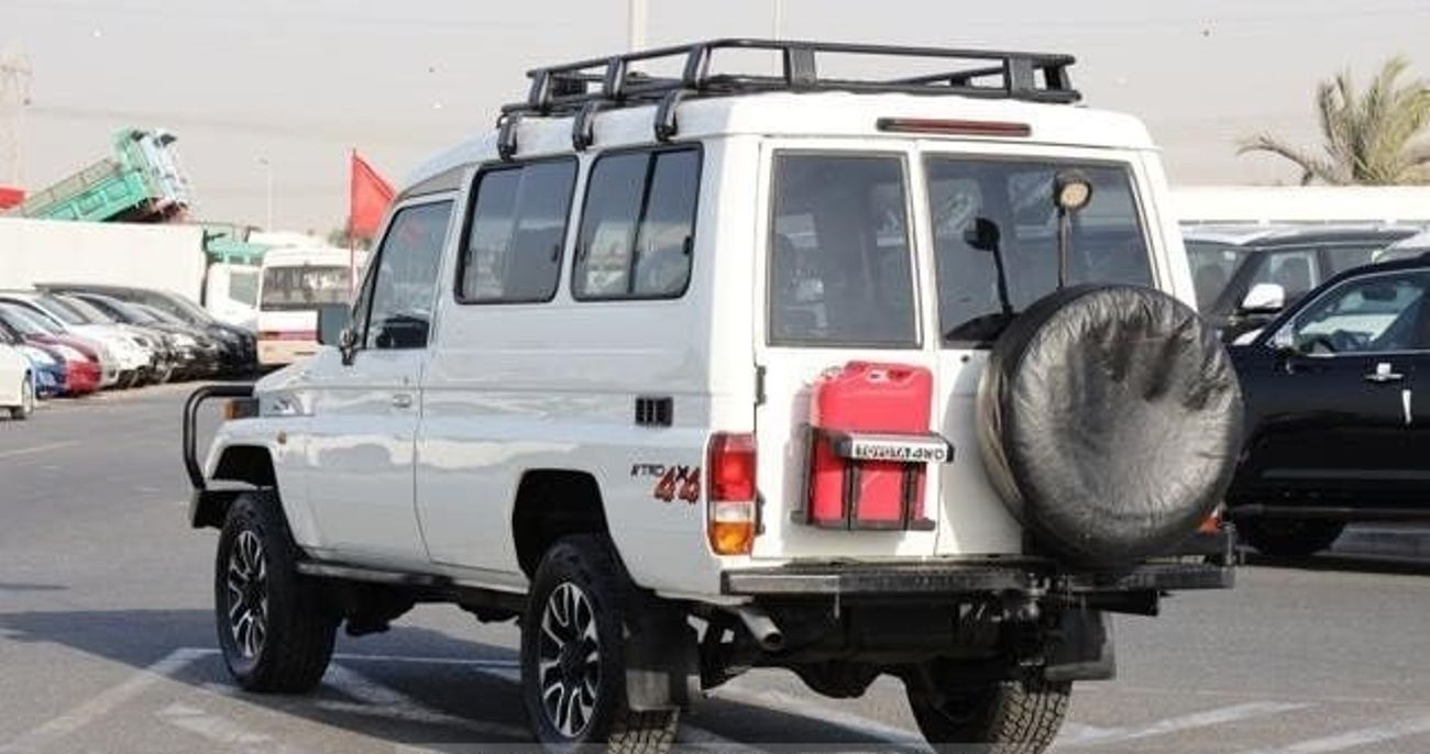 Toyota Land Cruiser 70 1992 TOYOTA LAND CRUISER FULLY LOADED 3 DOOR