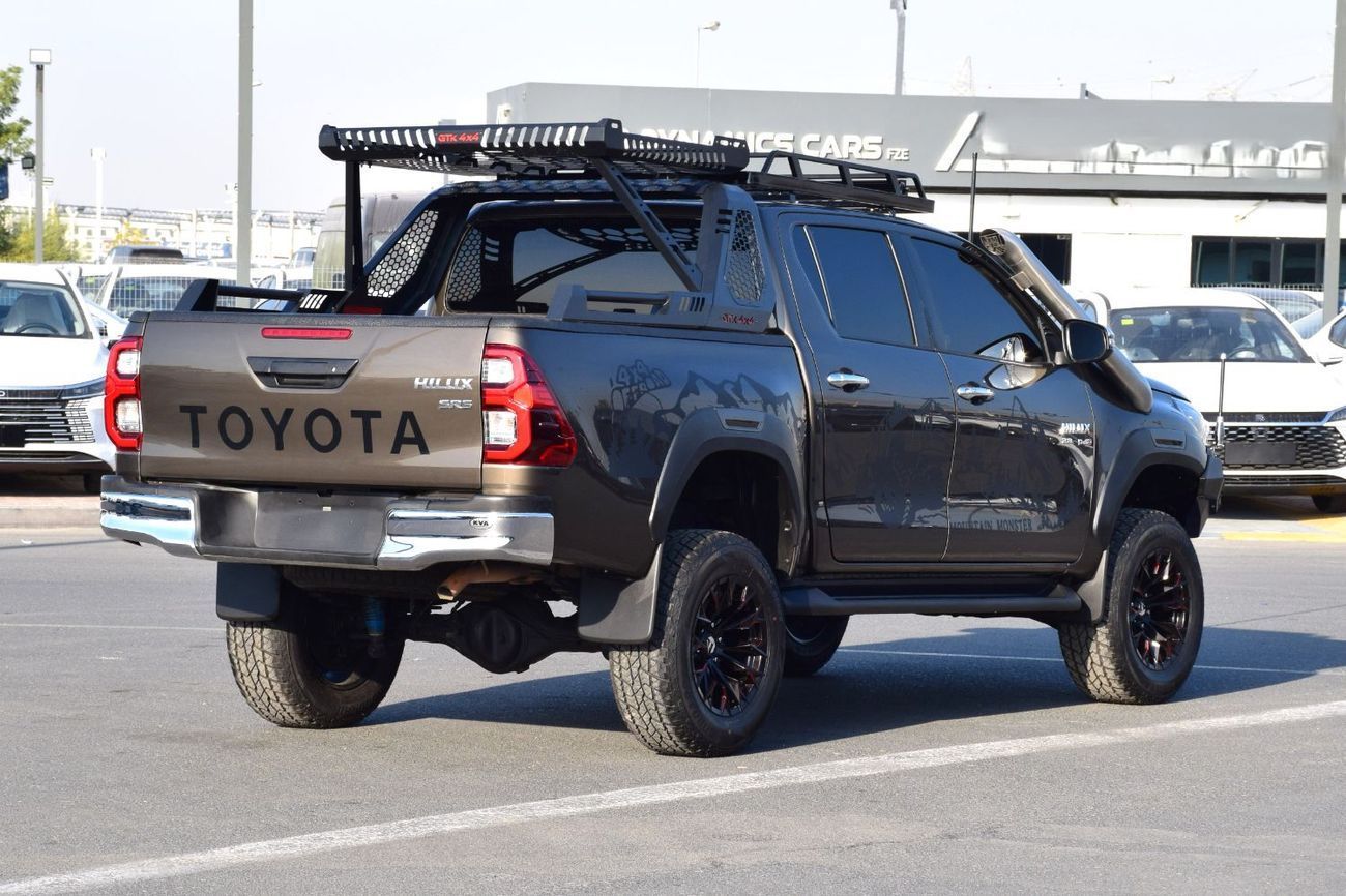 Toyota Hilux 4X4 (2.8L) DIESEL RIGHT HAND