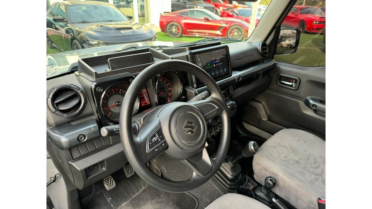 سوزوكي جيمني std سوزوكى جيمينى 2022 خليجي جير عادى بحاله ممتازه صبغة وكاله تشييكات وكاله تحت الضمان