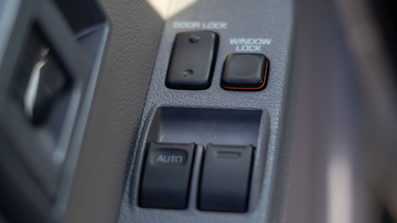 Toyota Land Cruiser 70 TOYOTA LC 78 4.2 V6 DSL 3 DOOR HTOP 2025 MODEL