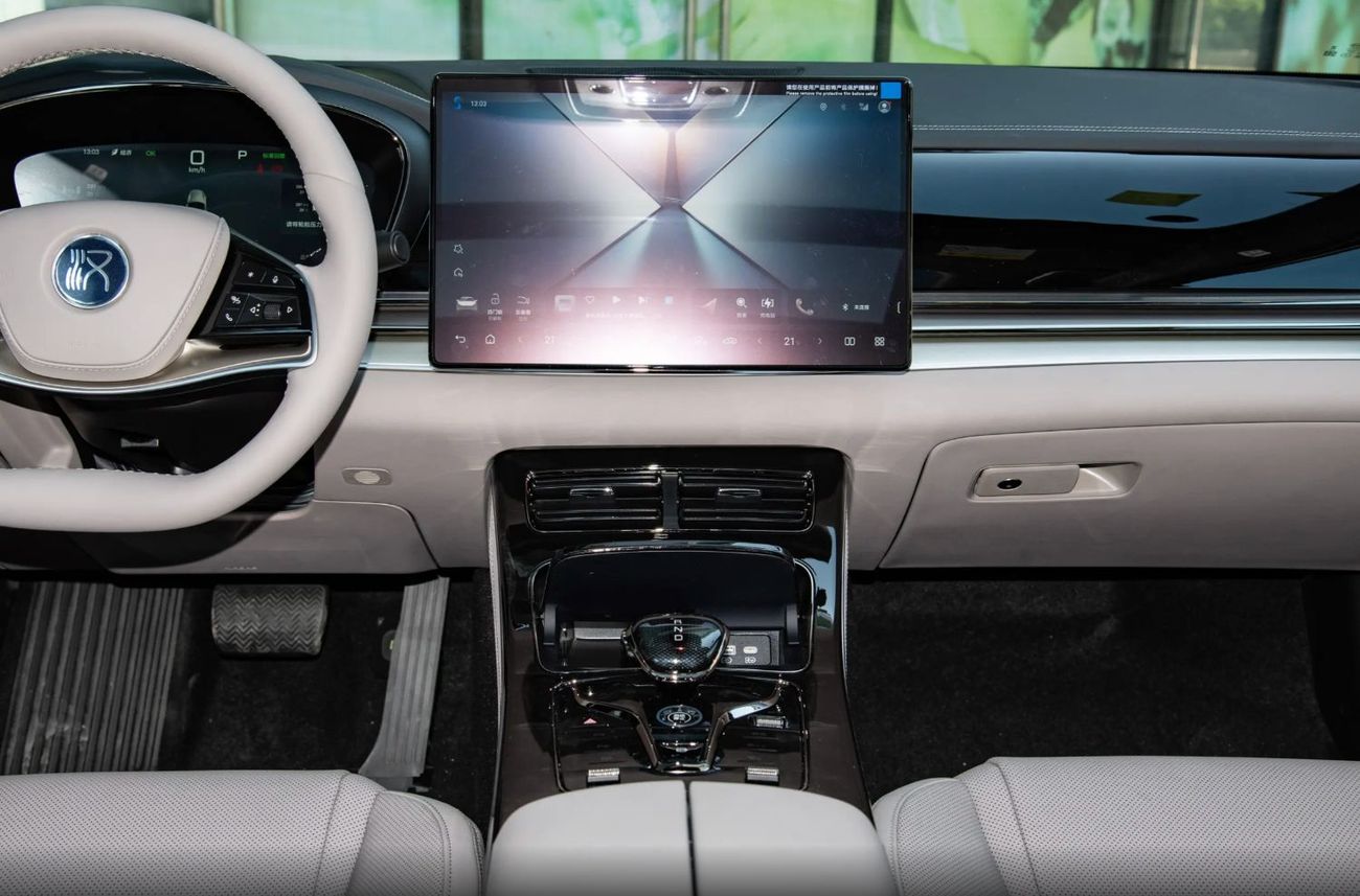 بي واي دي هان EV 605KM Smart Driving Edition Deluxe Model