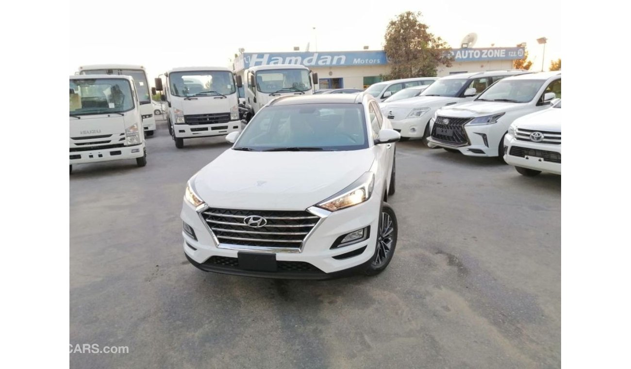 Hyundai Tucson 2.0 with sun roof two electric seat