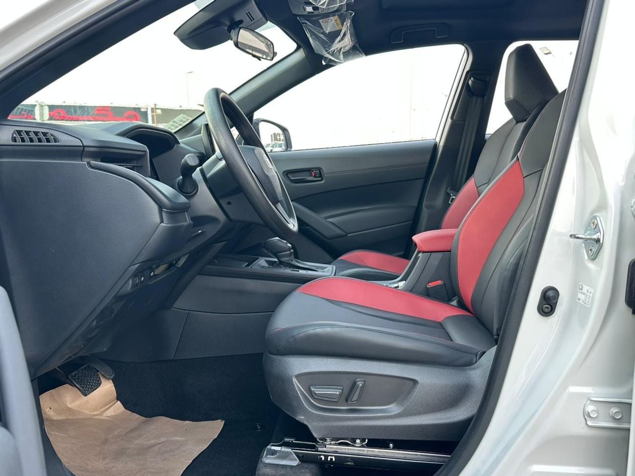 تويوتا فرونتلاندر Luxury 2.0L HYBRID FULL OPTION