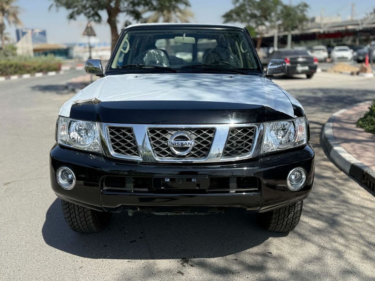 Nissan Patrol Safari Safari 4.8L A/T GCC SPEC ASTORA EDITION