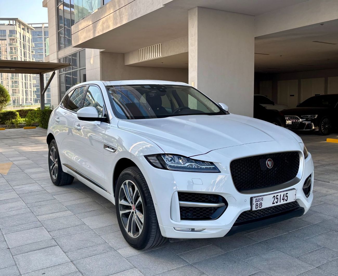 جاكوار F بيس Jaguar F-Pace R-Sport 3.0L V6 Supercharged – 2020 – GCC Specs