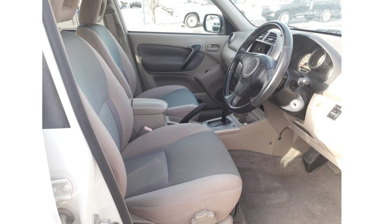 تويوتا راف ٤ RAV 4 RIGHT HAND DRIVE  (STOCK NO PM 462 )